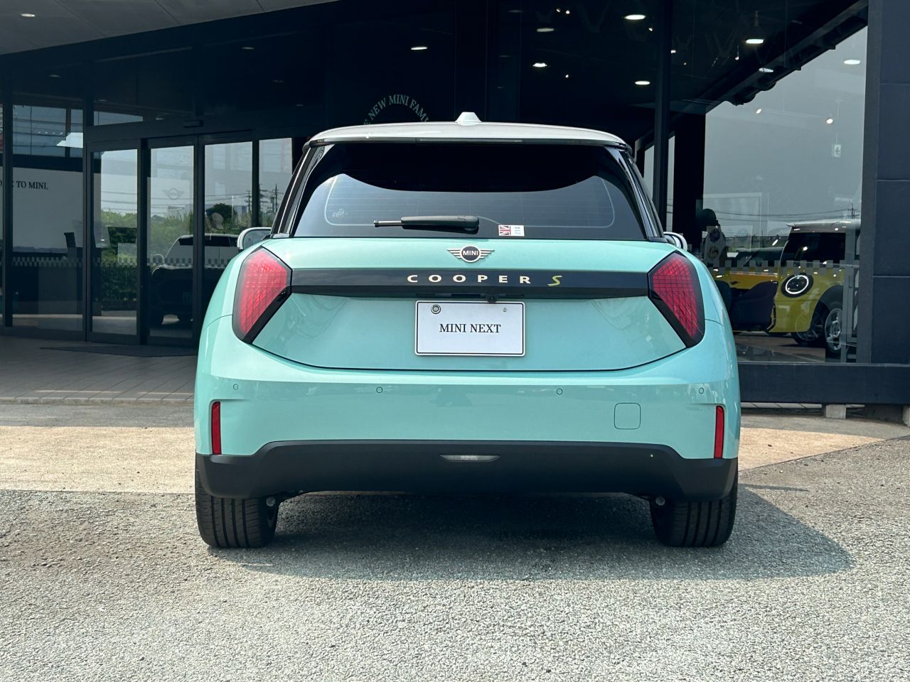 J01 MINI Cooper SE