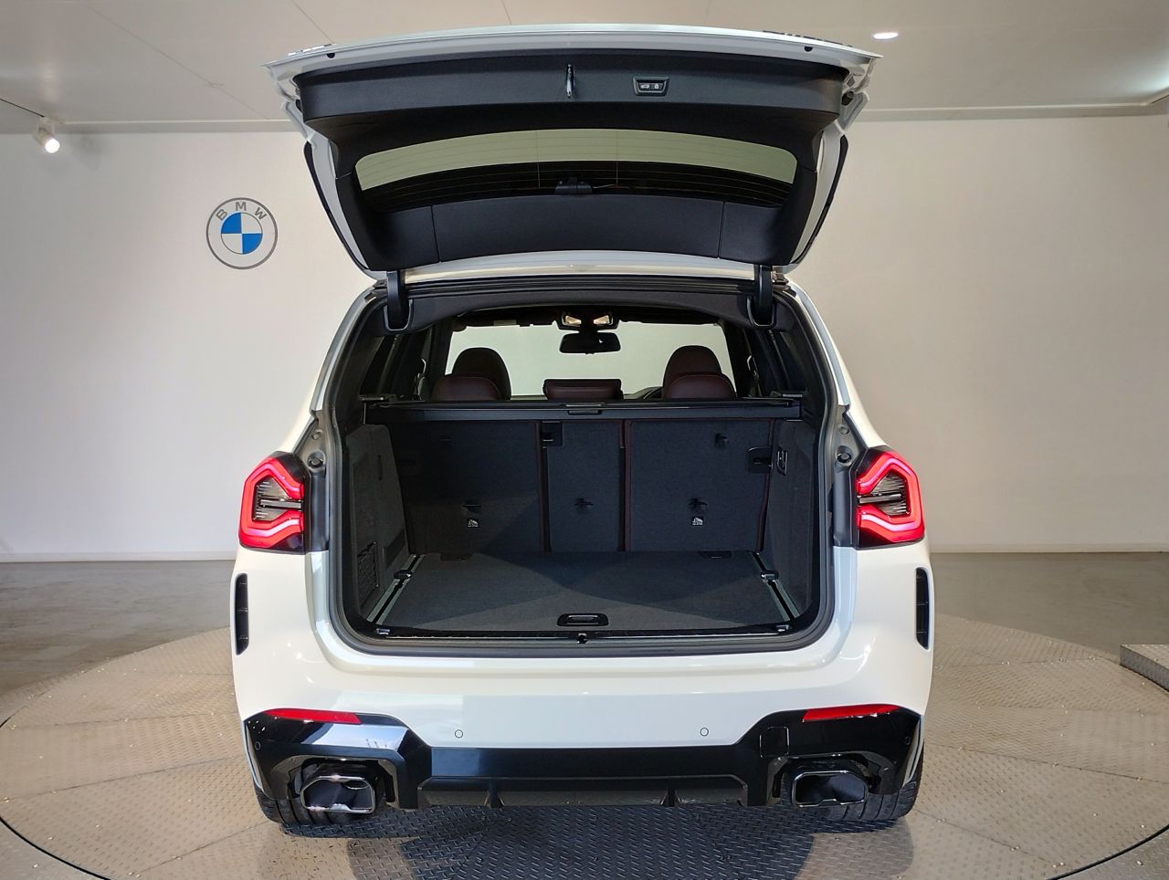 G01 X3 M40i RHD LCI ZA