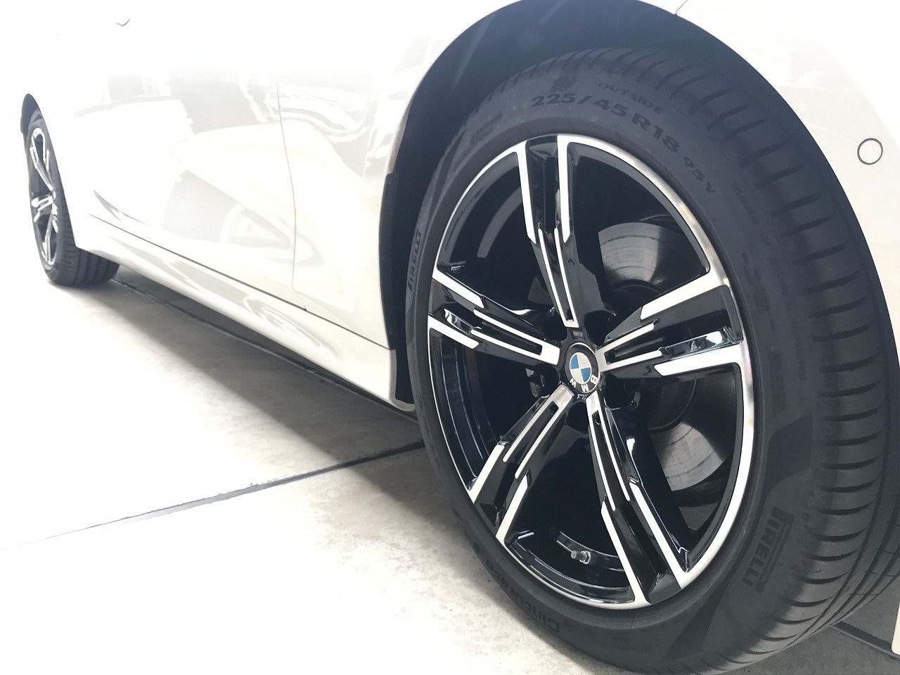 320d xDrive Berline RHD