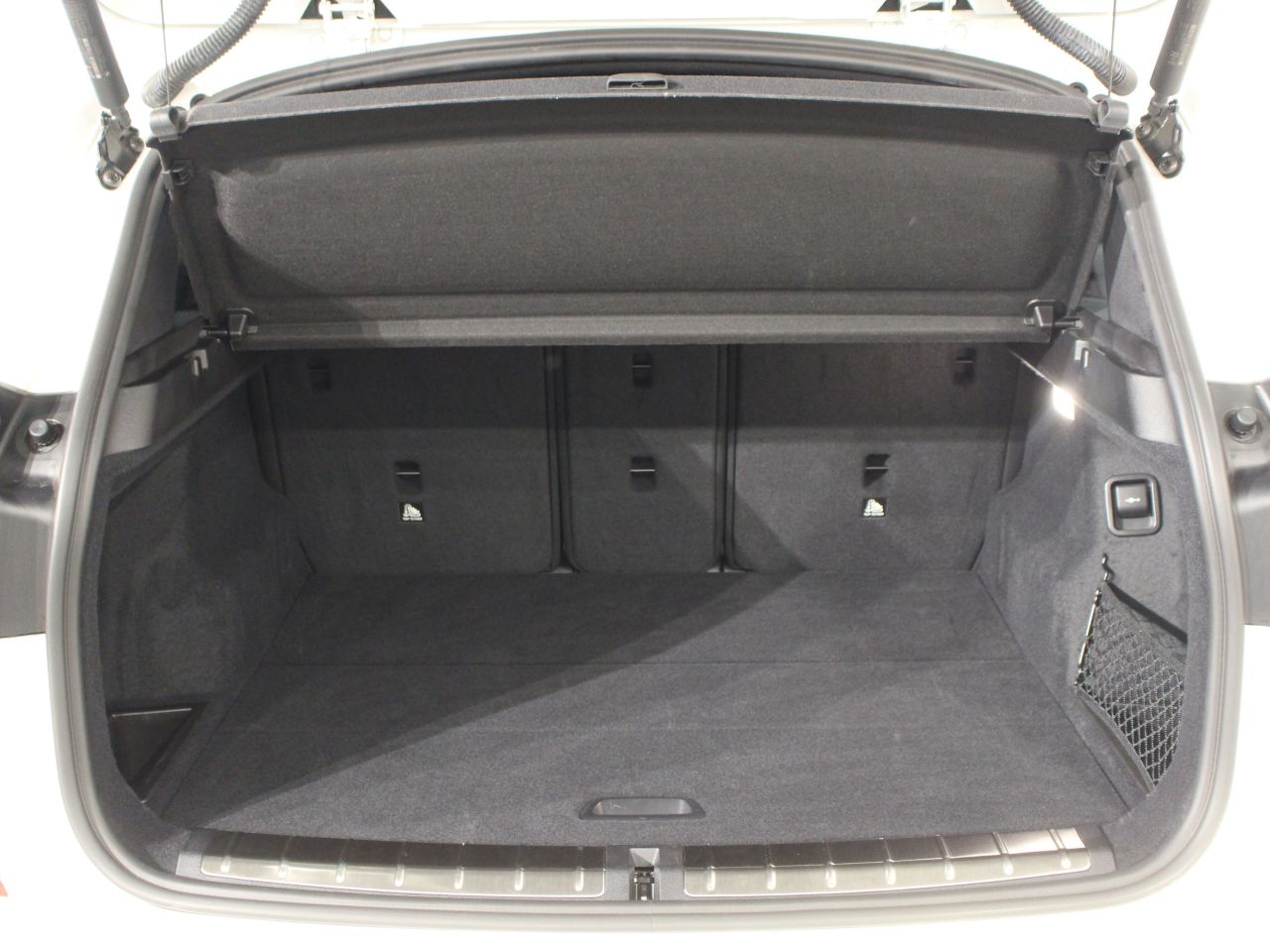 F48 X1 xDrive18d B47 2.0d LCI