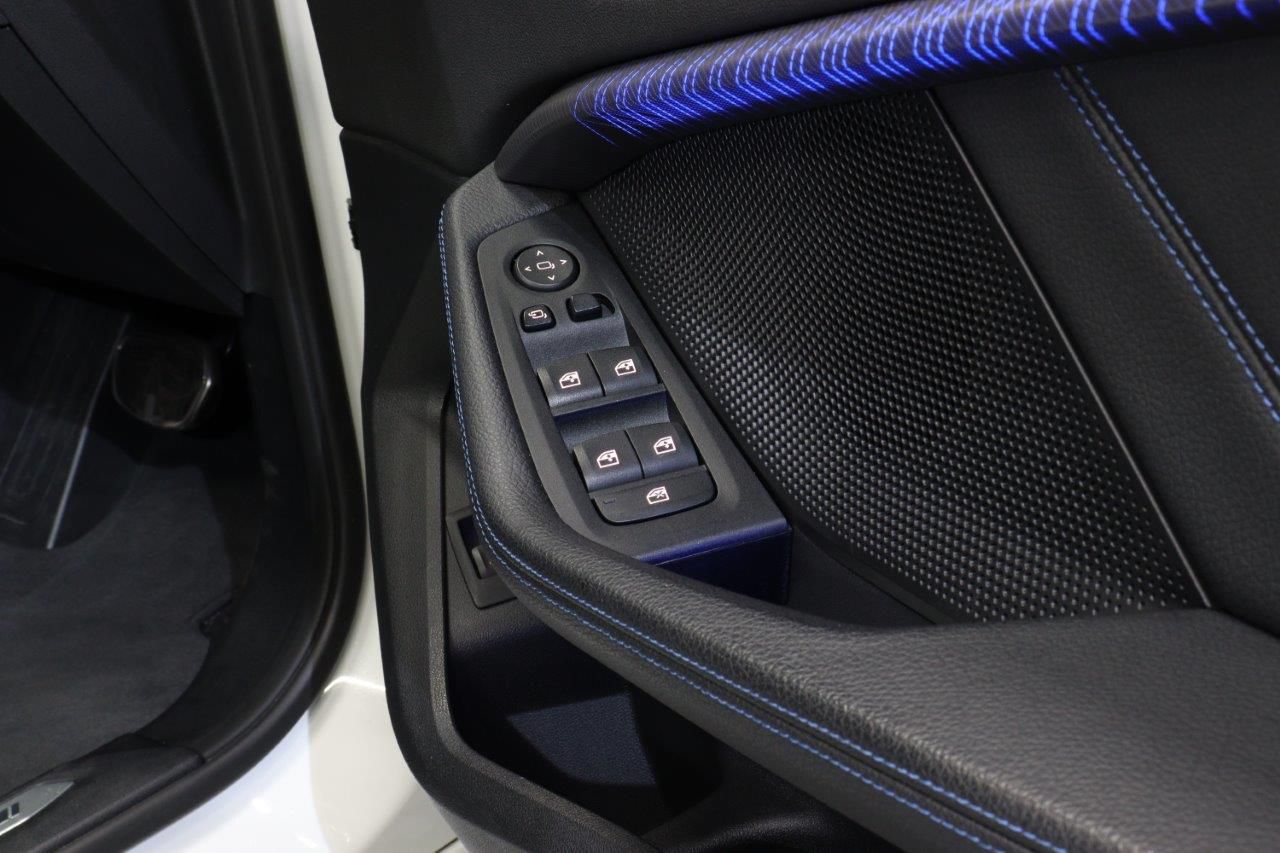 F40 118d Sports Hatch 5-door B47 2.0d
