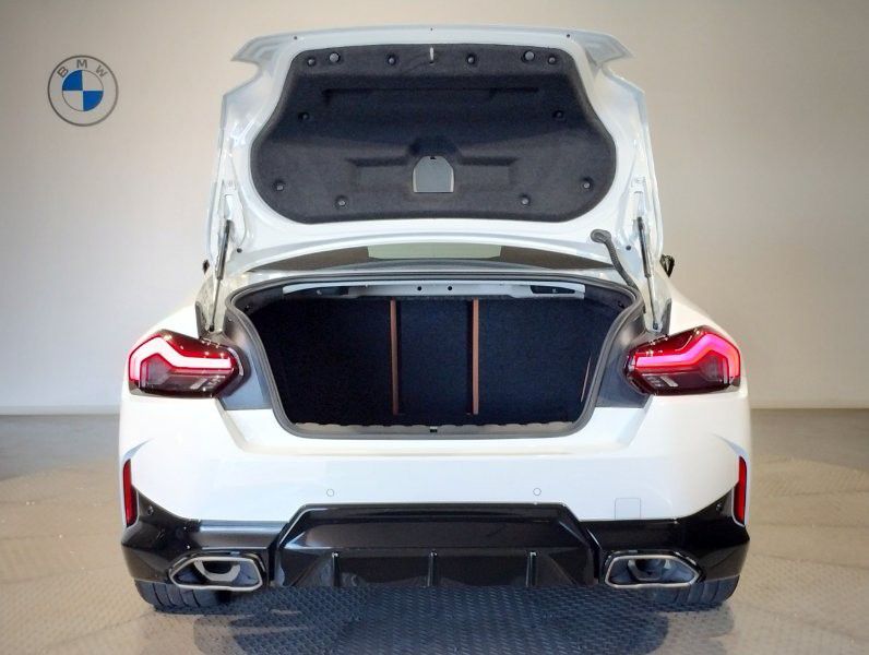 M240i xDrive Coupé RHD