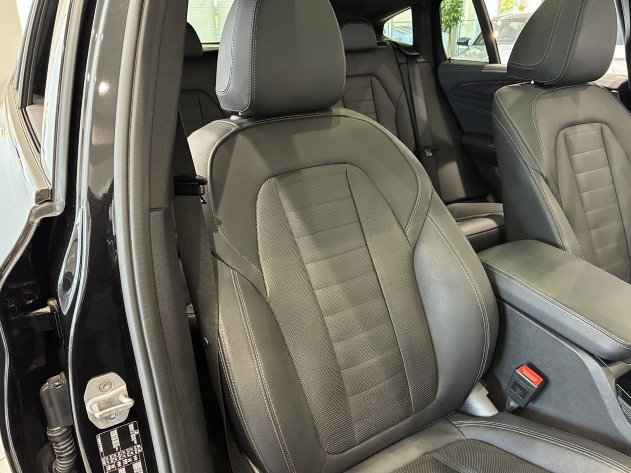 X4 xDrive20d RHD