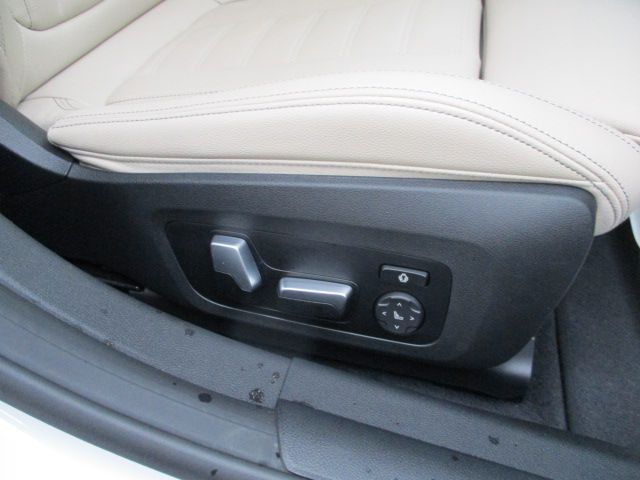 G26 i4 eDrive40 RHD