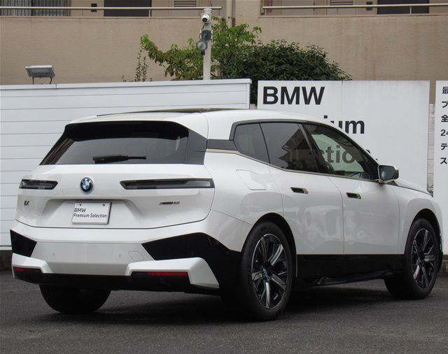 i20 iX xDrive50
