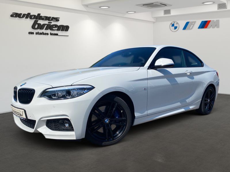 220i Coupé