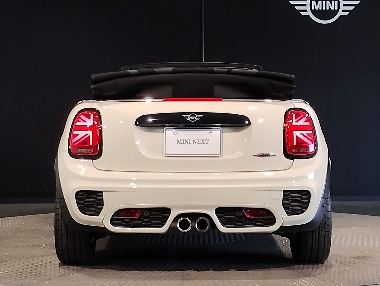 F57 MINI John Cooper Works Convertible LCI