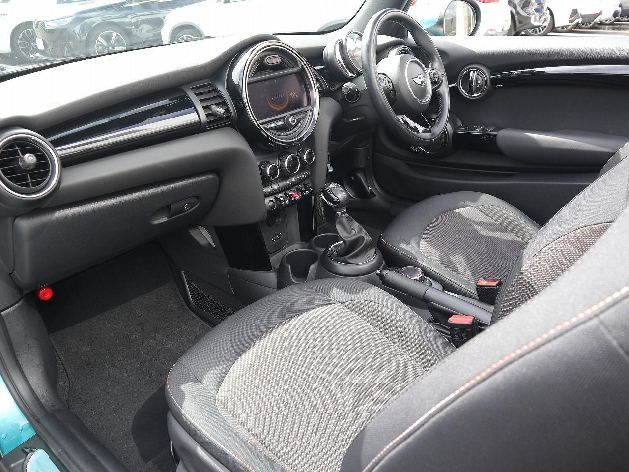 MINI CONVERTIBLE COOPER
