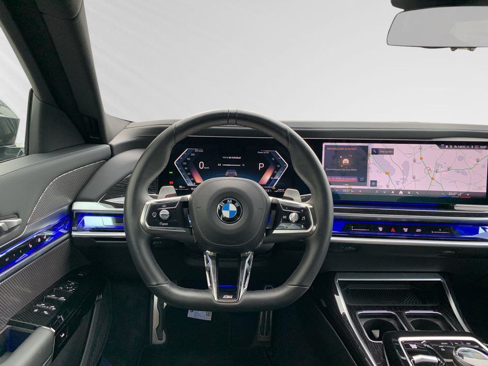 BMW 740