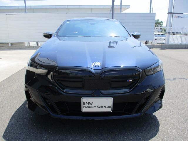 BMW i5 M60 xDrive Sedan RHD