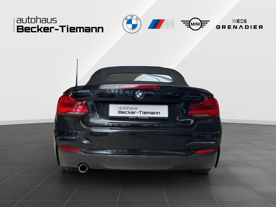 BMW 218