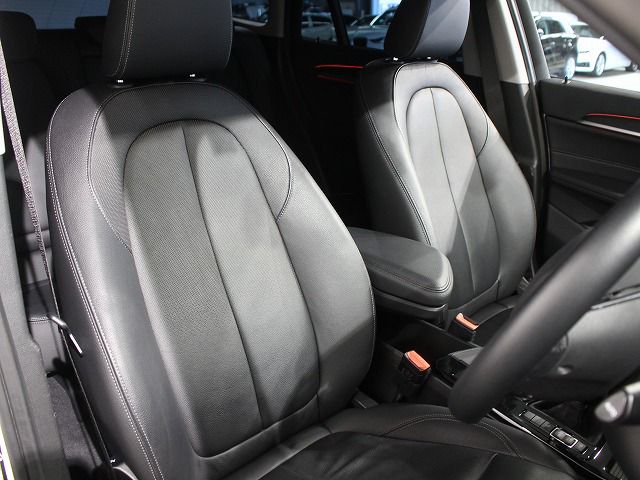 X1 sDrive18i RHD