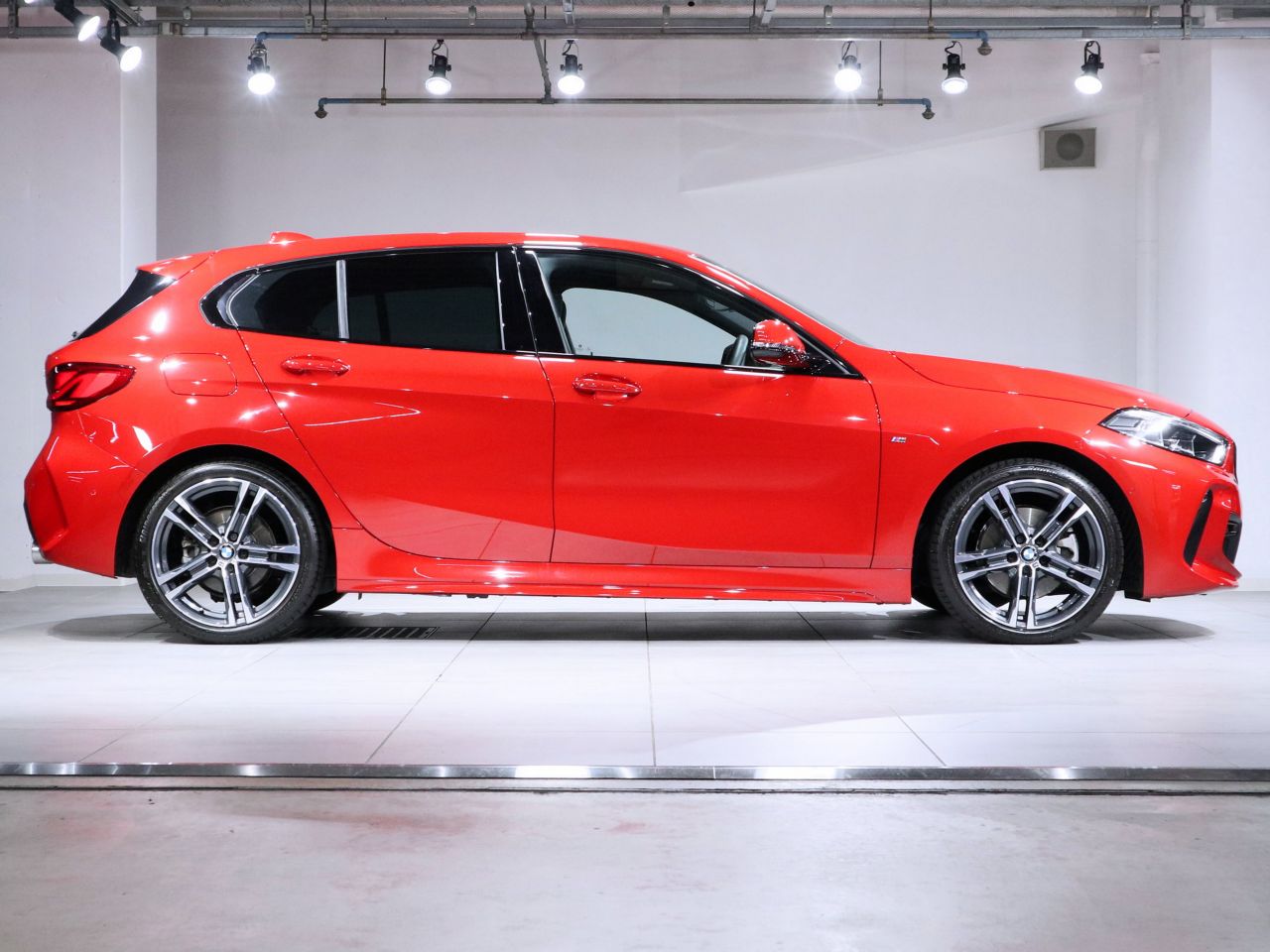 F40 118d Sports Hatch 5-door B47 2.0d