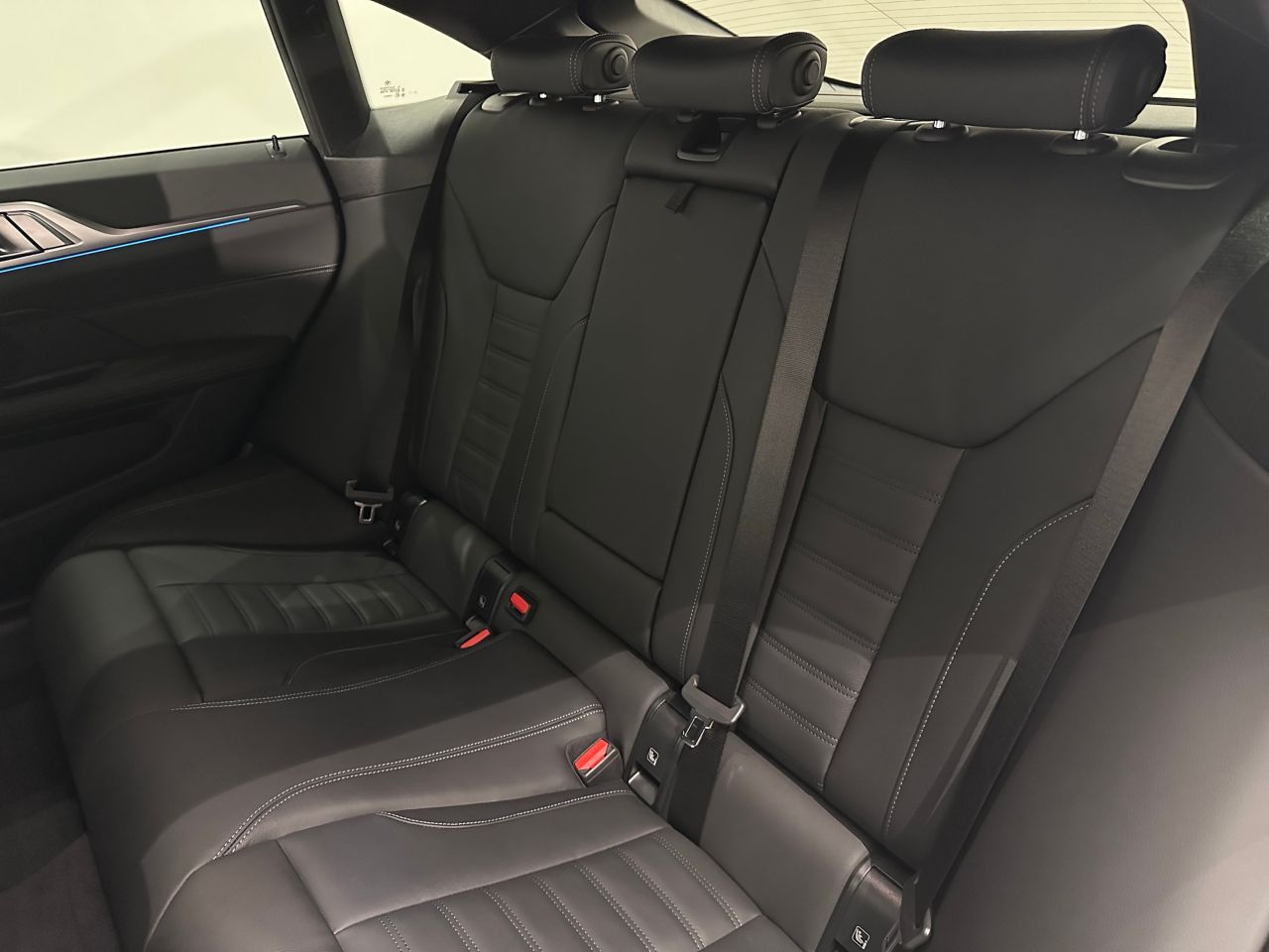 G26 i4 eDrive40 RHD