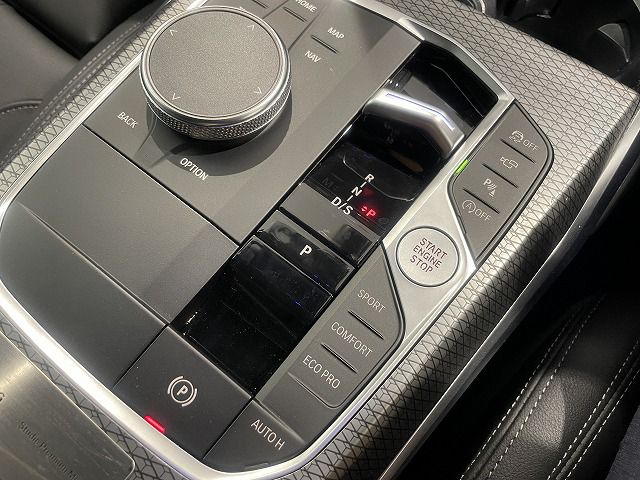 G21 M340i xDrive Touring LCI RHD