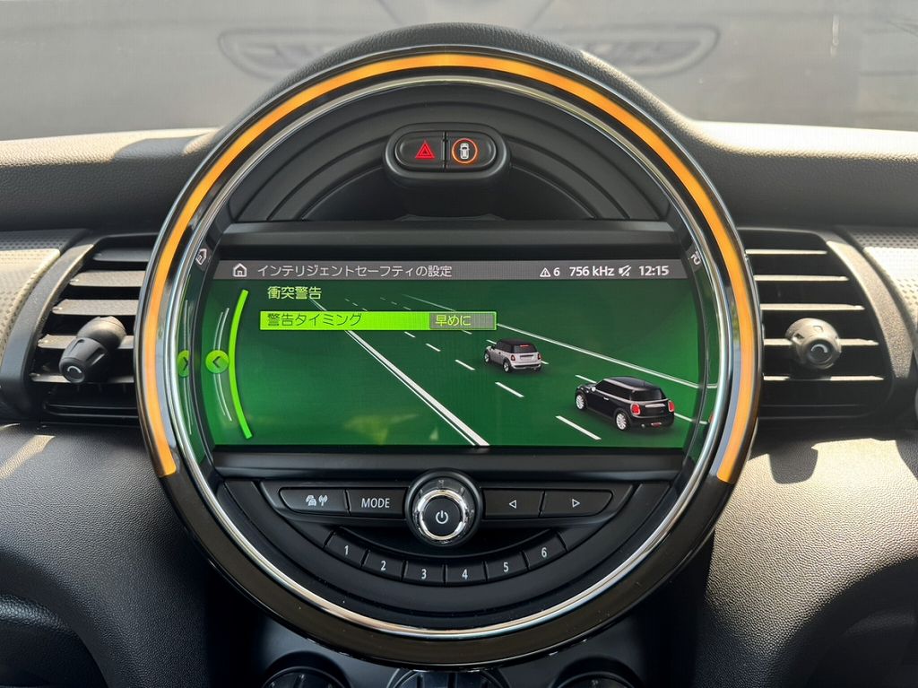 F56 COOPER D (AT)