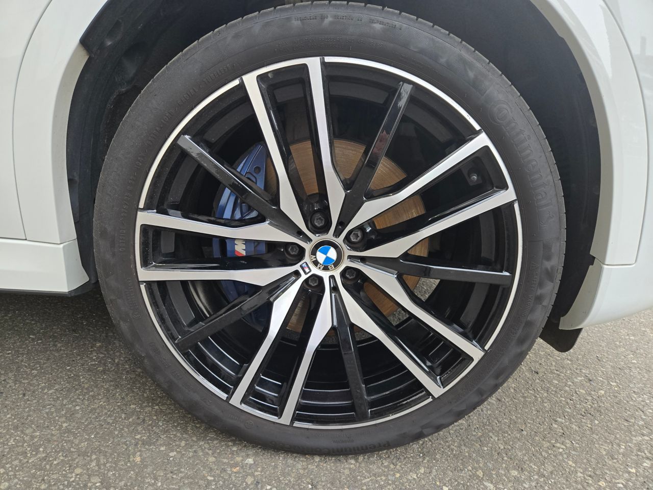 X* xDrive30d RHD