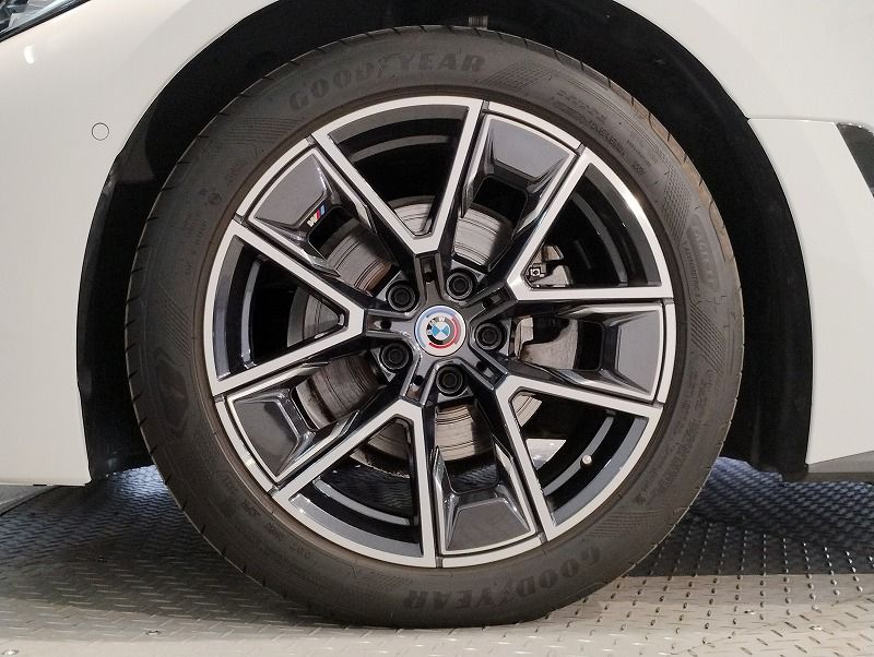 G26 420d xDrive Gran Coupe RHD