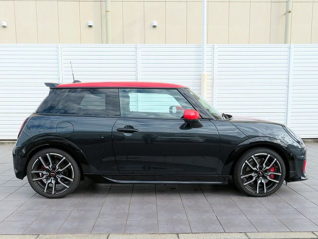 F66 MINI John Cooper Works