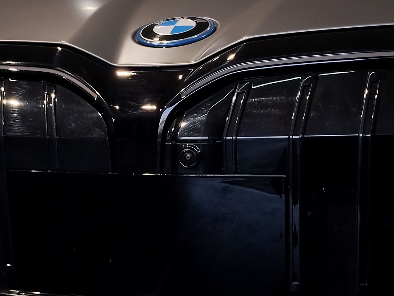 BMW i5 eDrive40 M Sport RHD