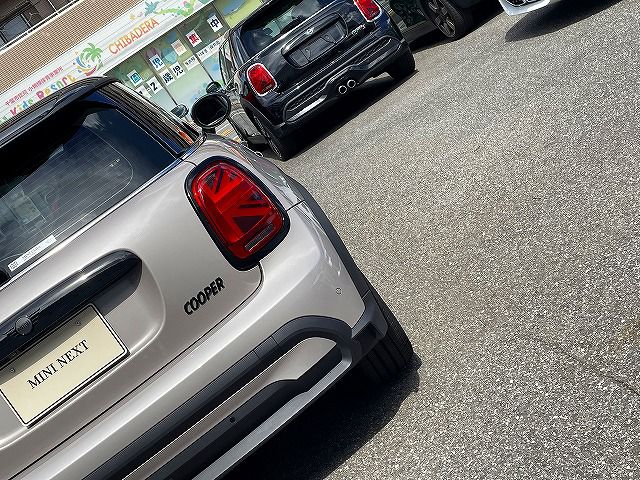 MINI Cooper F56 RHD