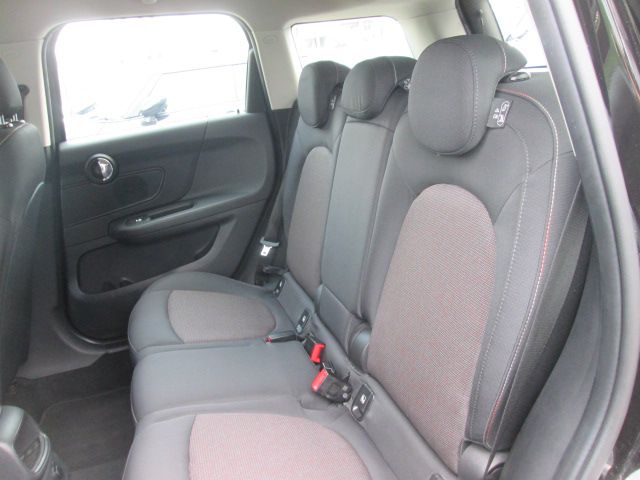 MINI CROSSOVER ONE