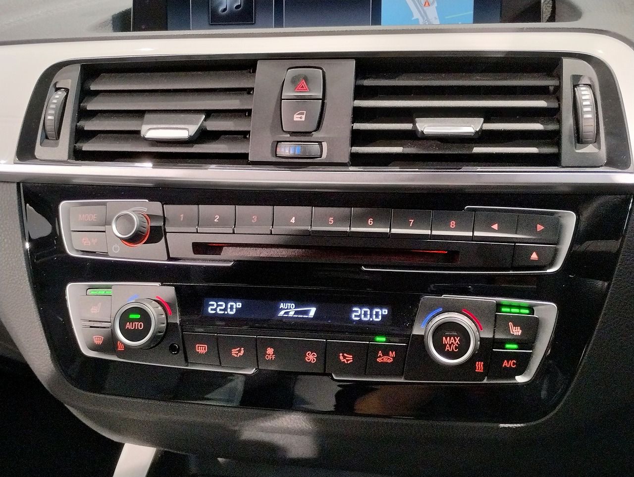 118 5DOOR RHD