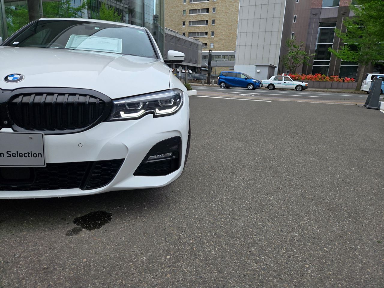 G20 320d xDrive RHD Saloon