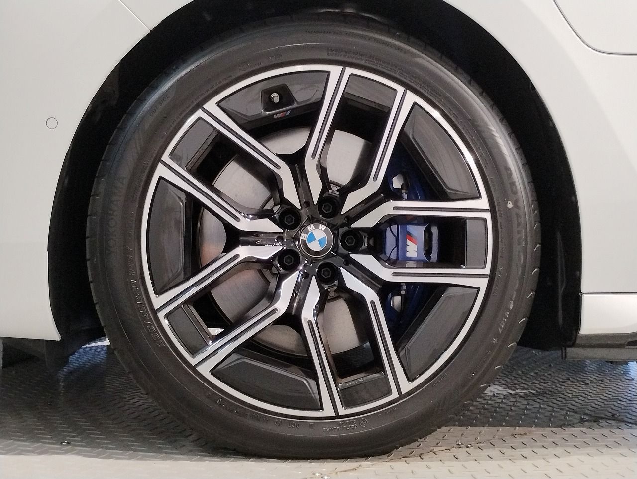 BMW i7 eDrive50 Sedan RHD