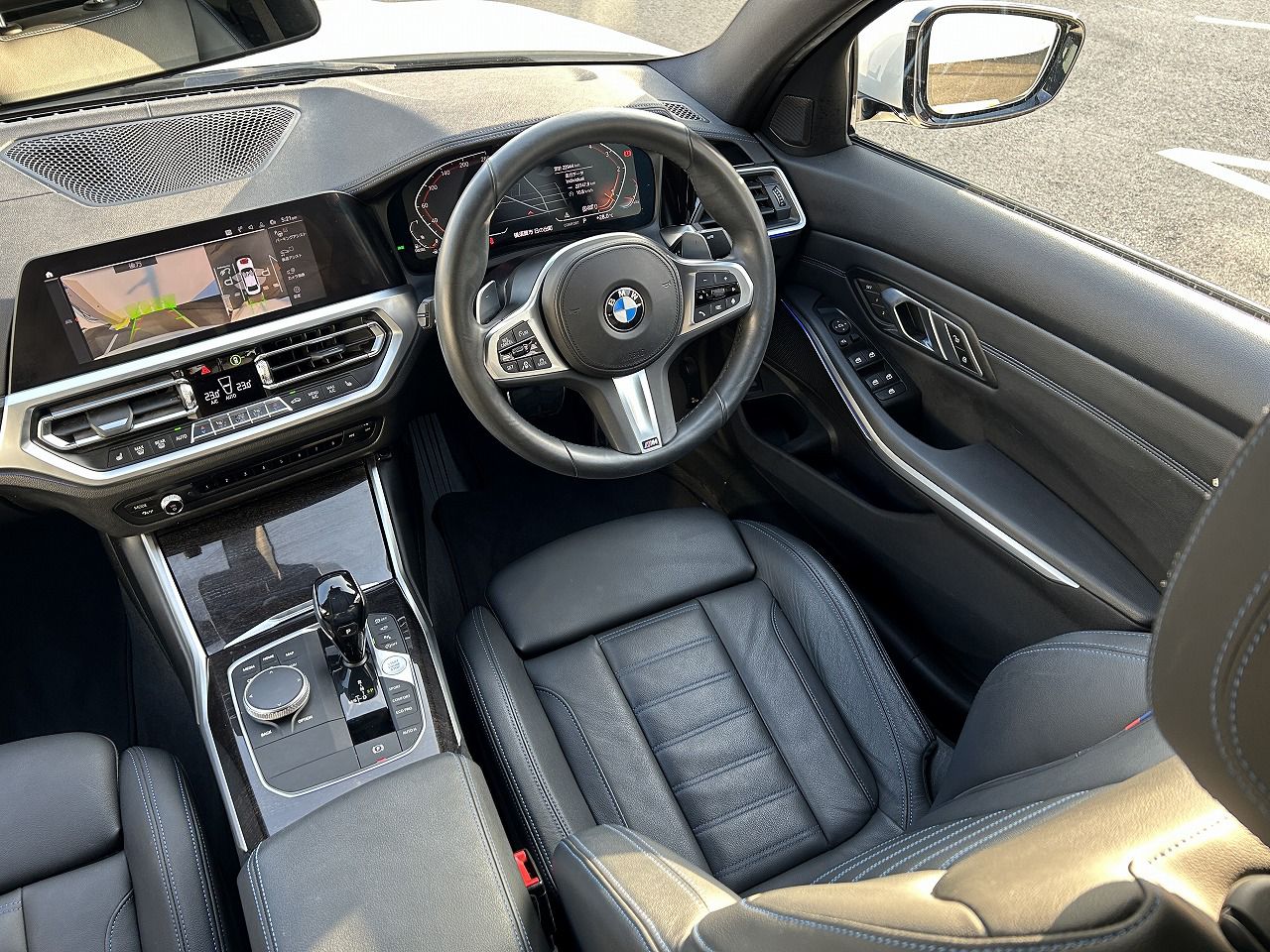 G20 320d xDrive RHD Saloon