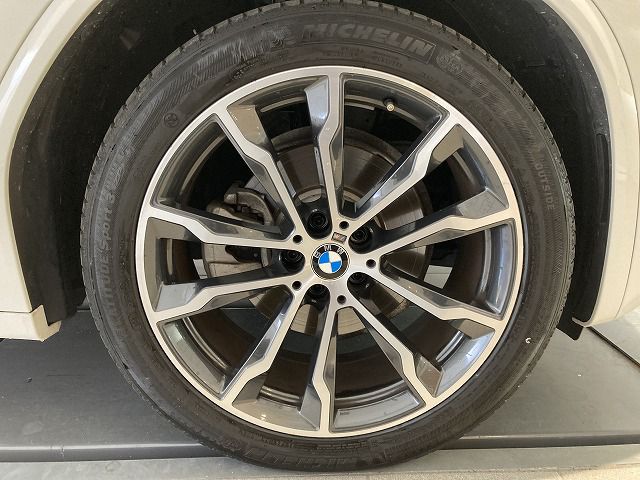 X4 xDrive20d RHD