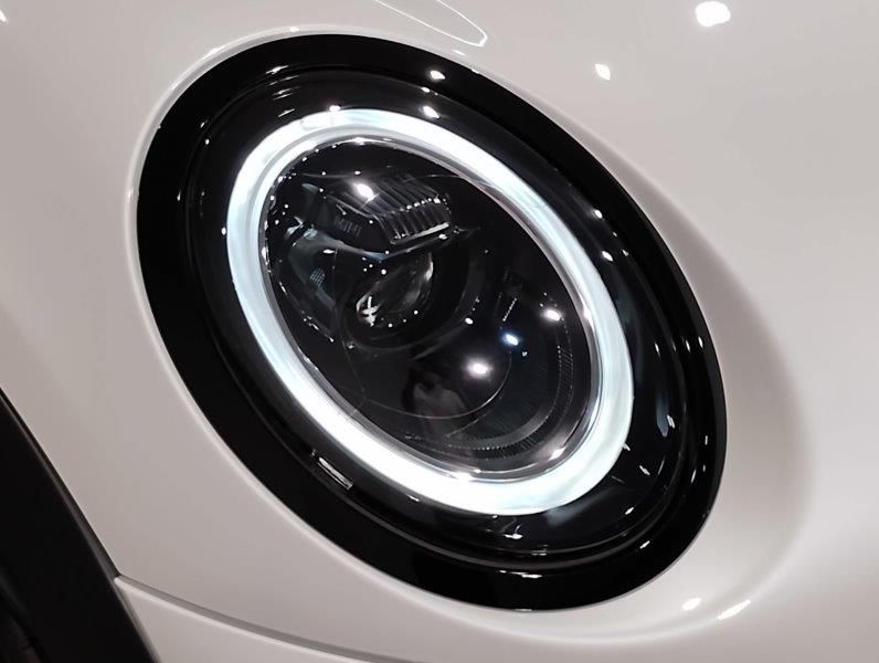 MINI Cooper S Convertible RHD