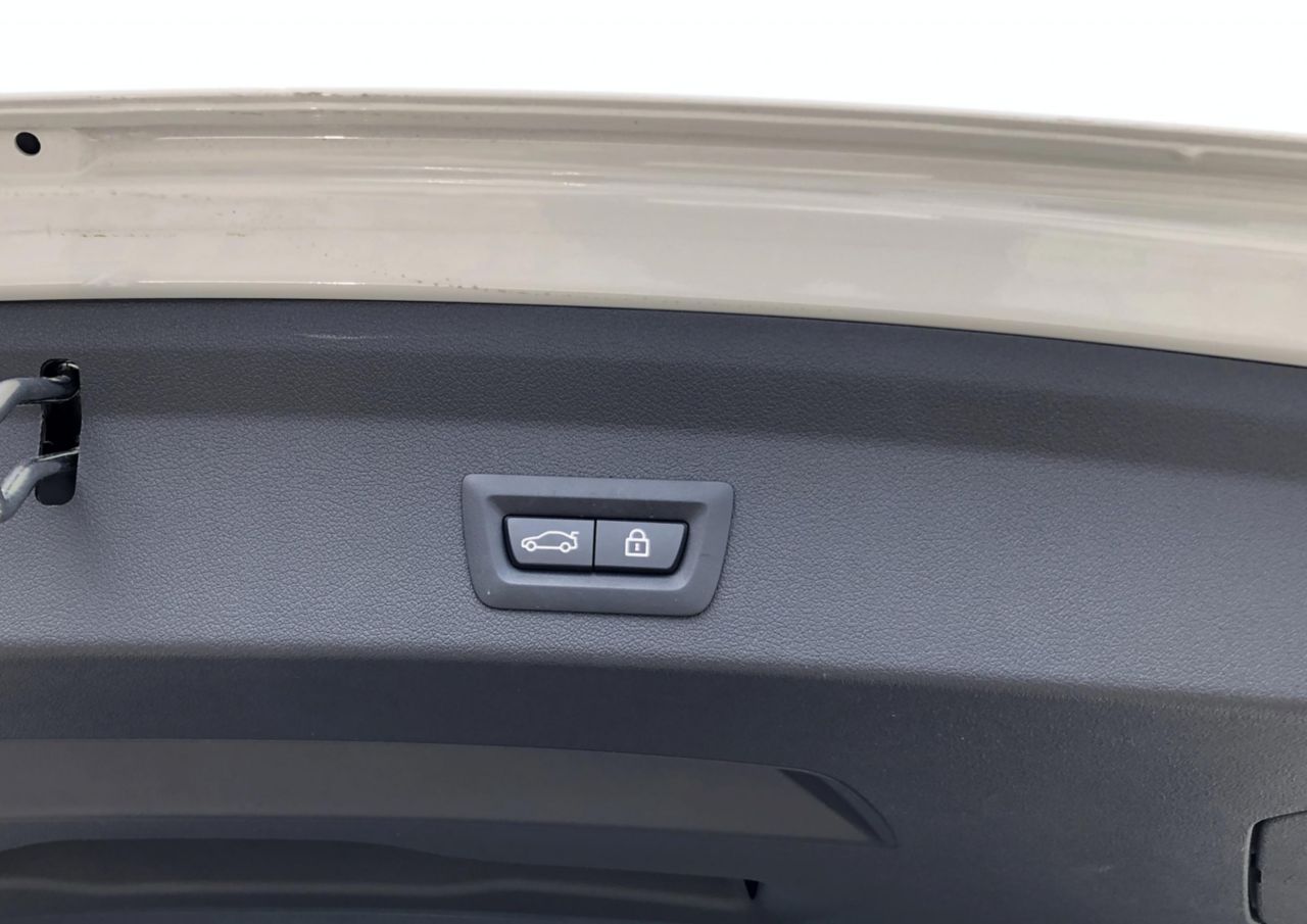 F40 118d Sports Hatch 5-door B47 2.0d