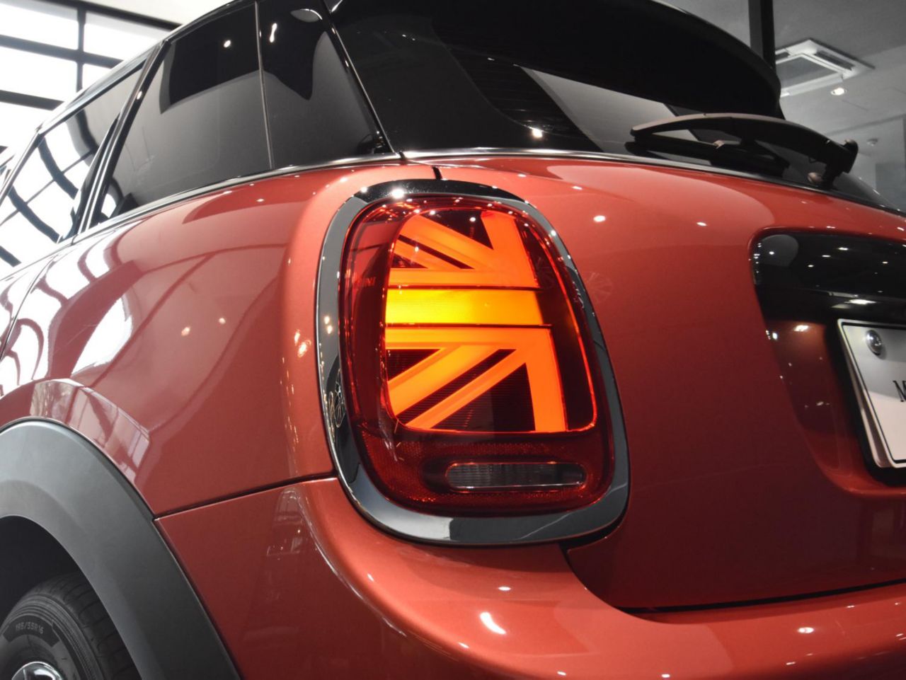 F55 MINI Cooper 5-Door Hatch LCI