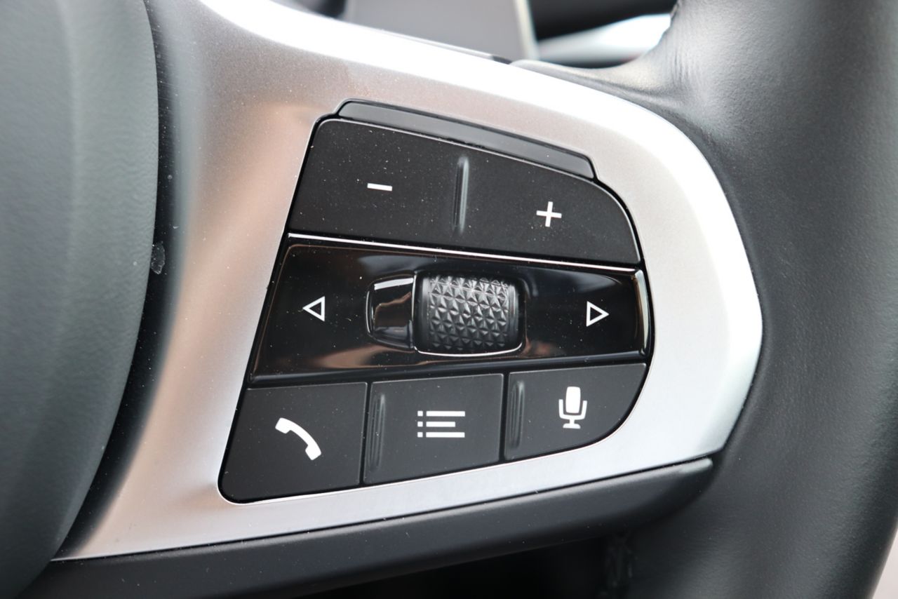 320d xDrive Berline RHD