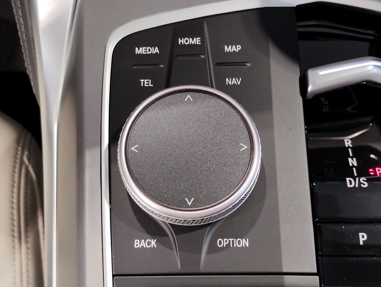 G** 4**i C********** B** 2**i RHD