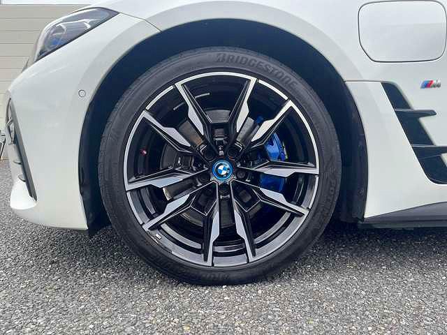 G26 i4 M50 RHD