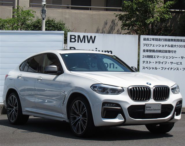 X4 M40i RHD