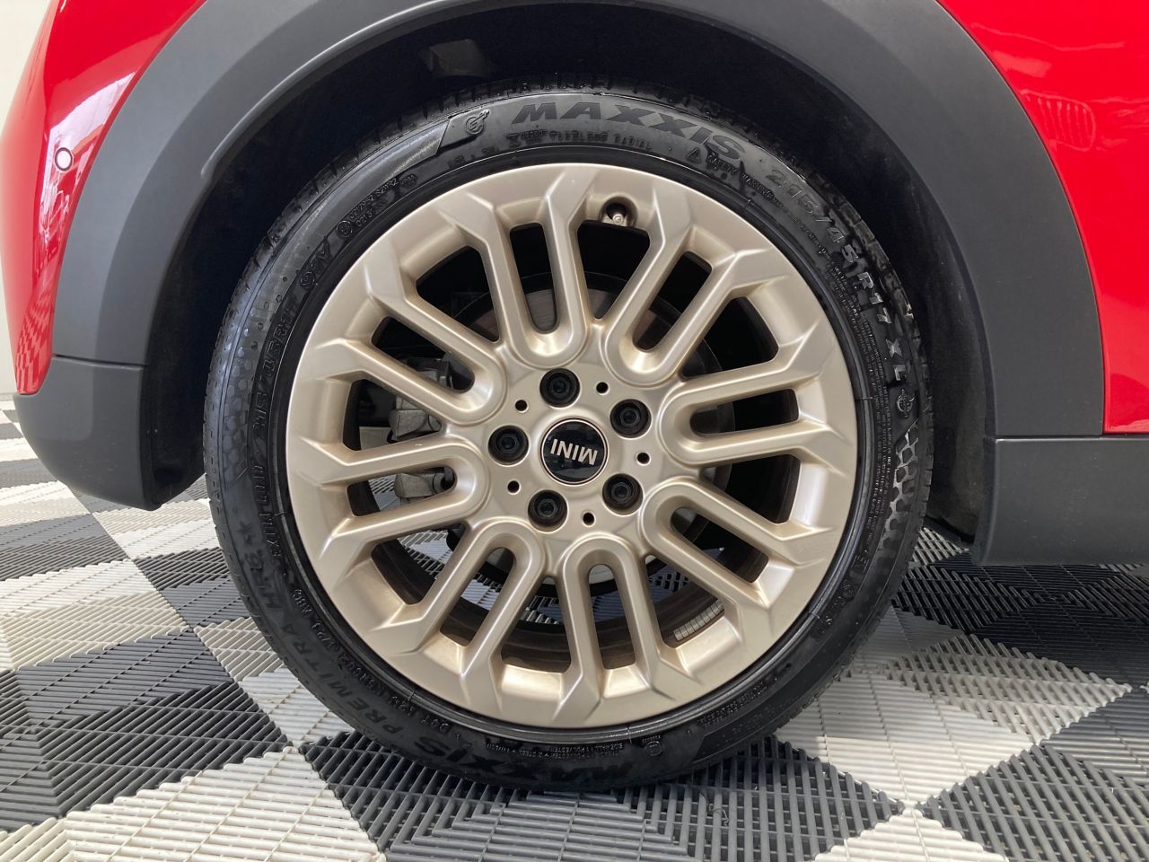 F66 MINI Cooper C 3Dr