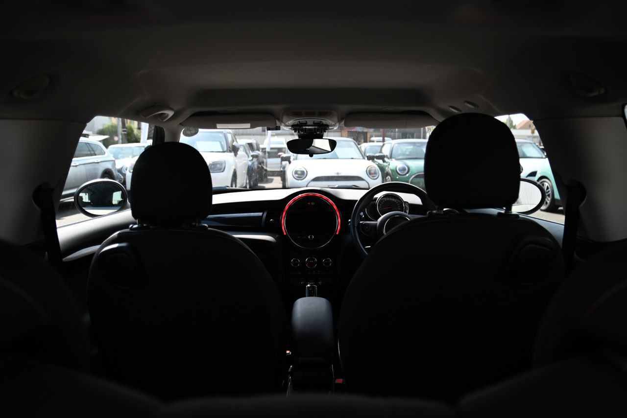 F56 MINI Cooper 3-Door Hatch LCI