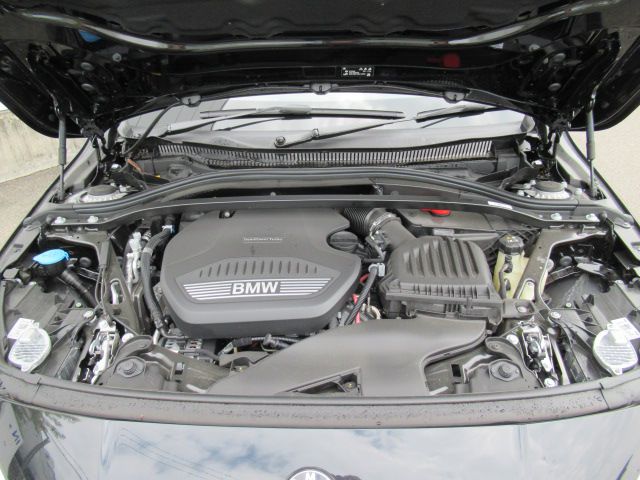 F40 118d Sports Hatch 5-door B47 2.0d