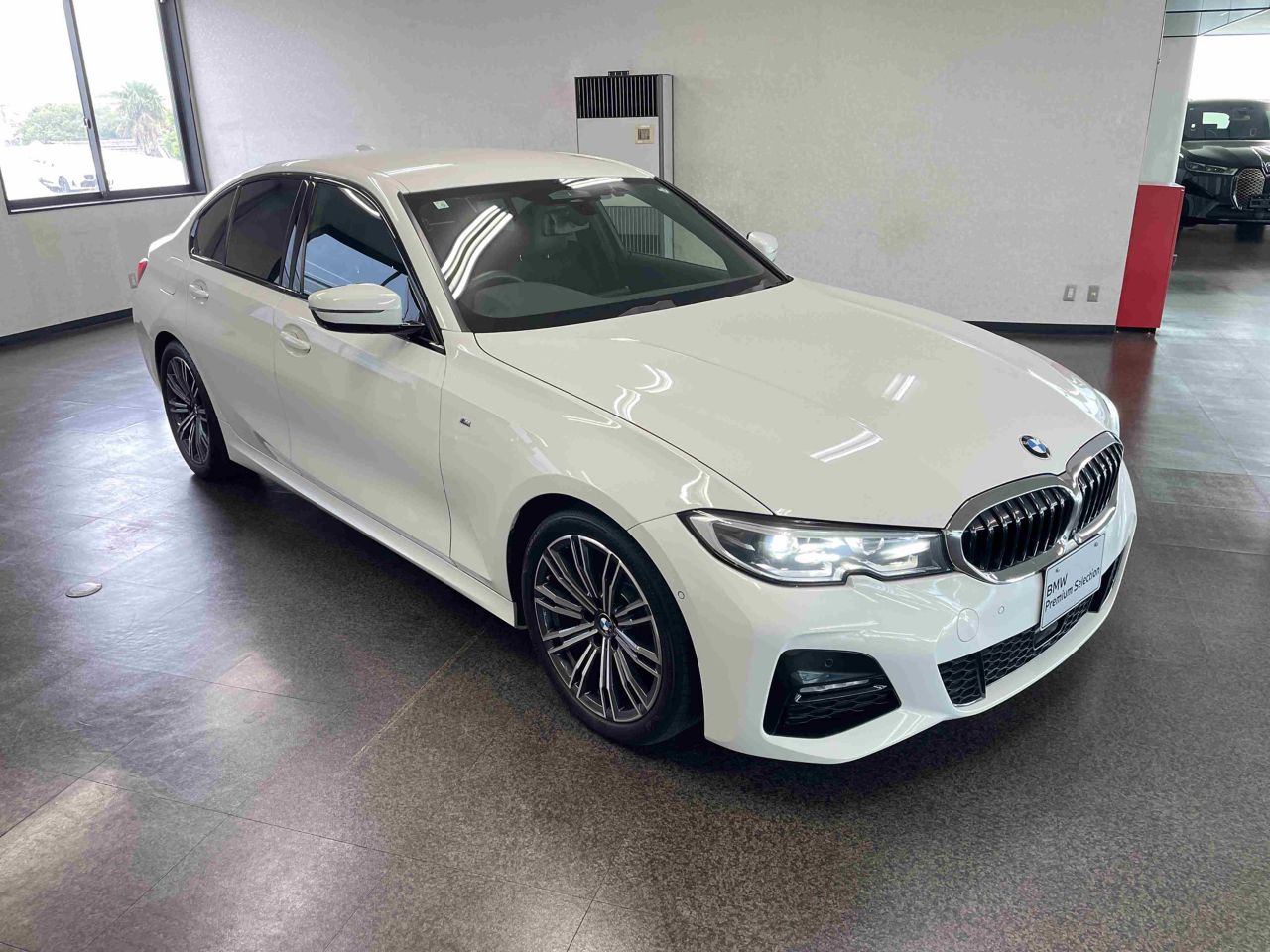 G20 320i Saloon RHD MX