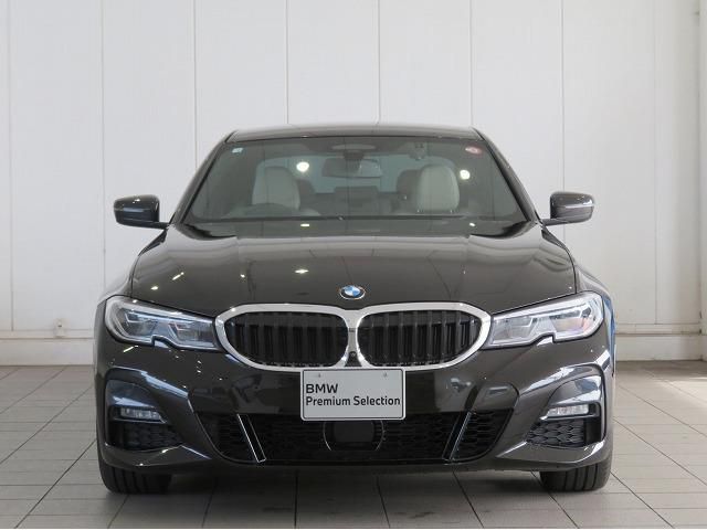 G20 320d xDrive RHD Saloon