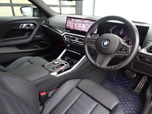 M240i xDrive Coupé RHD