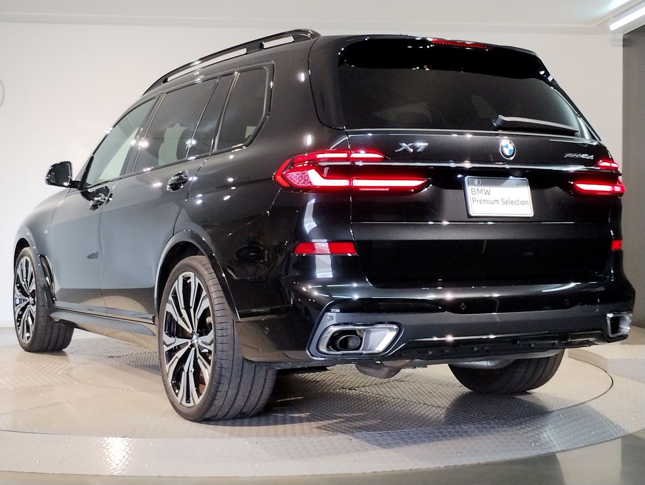 X7 xDrive40d RHD US