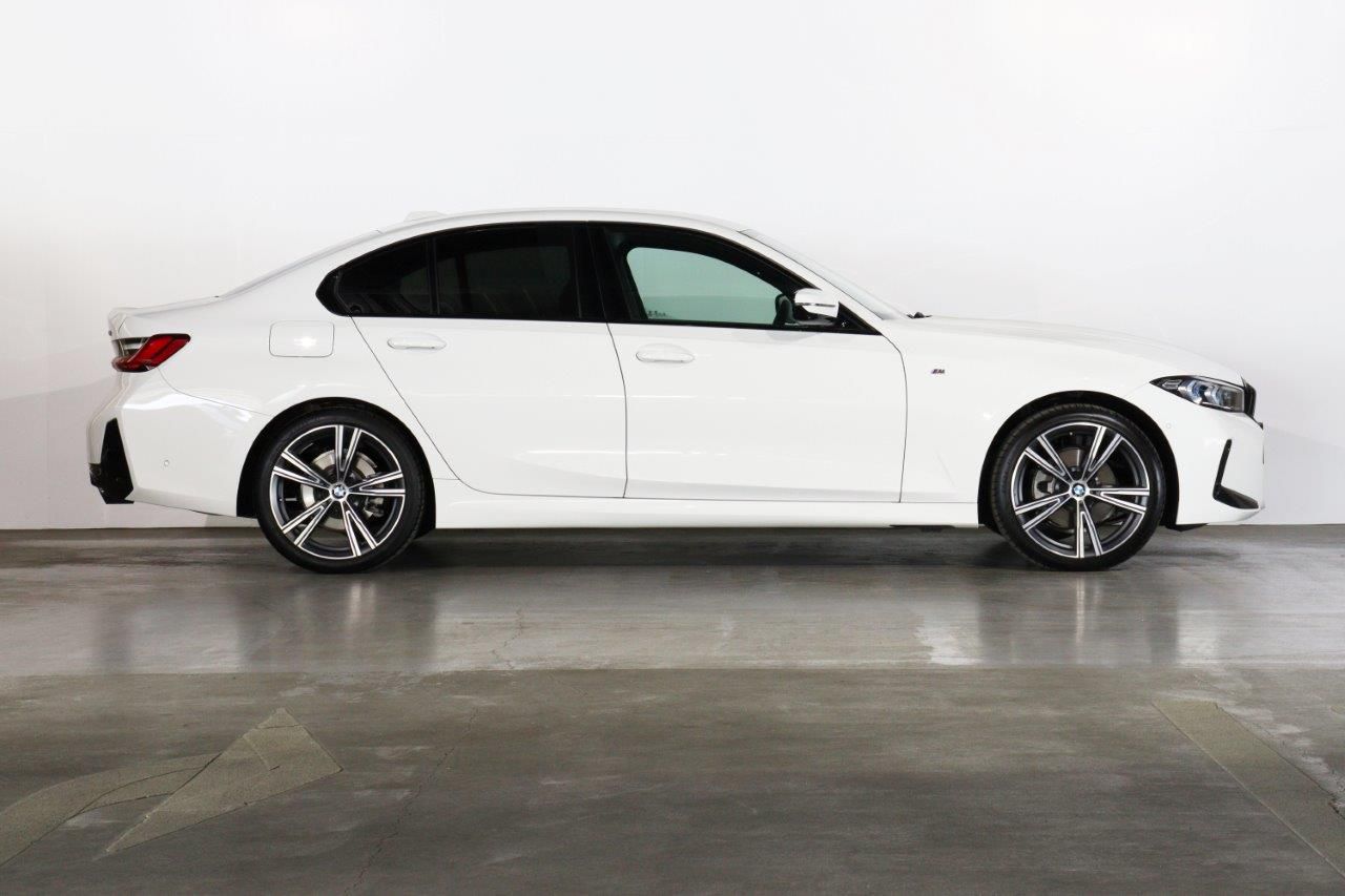 320d xDrive Berline RHD