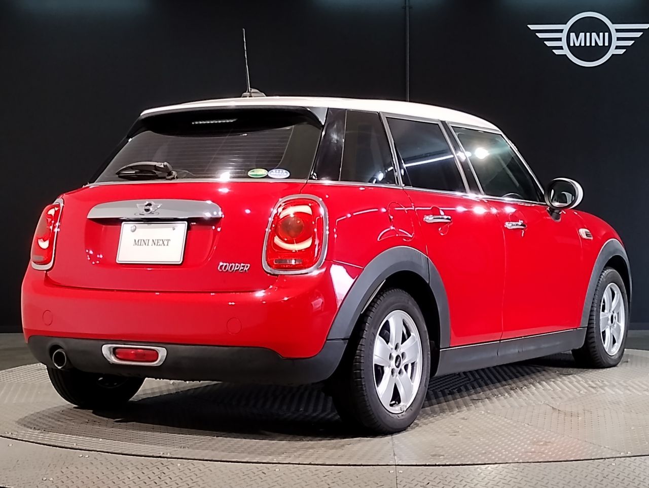F55 COOPER