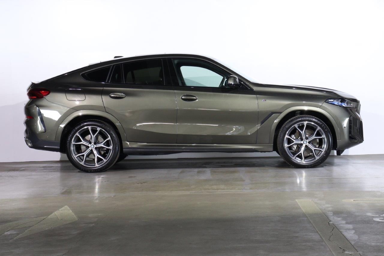 X6 xDrive30d M Sport RHD
