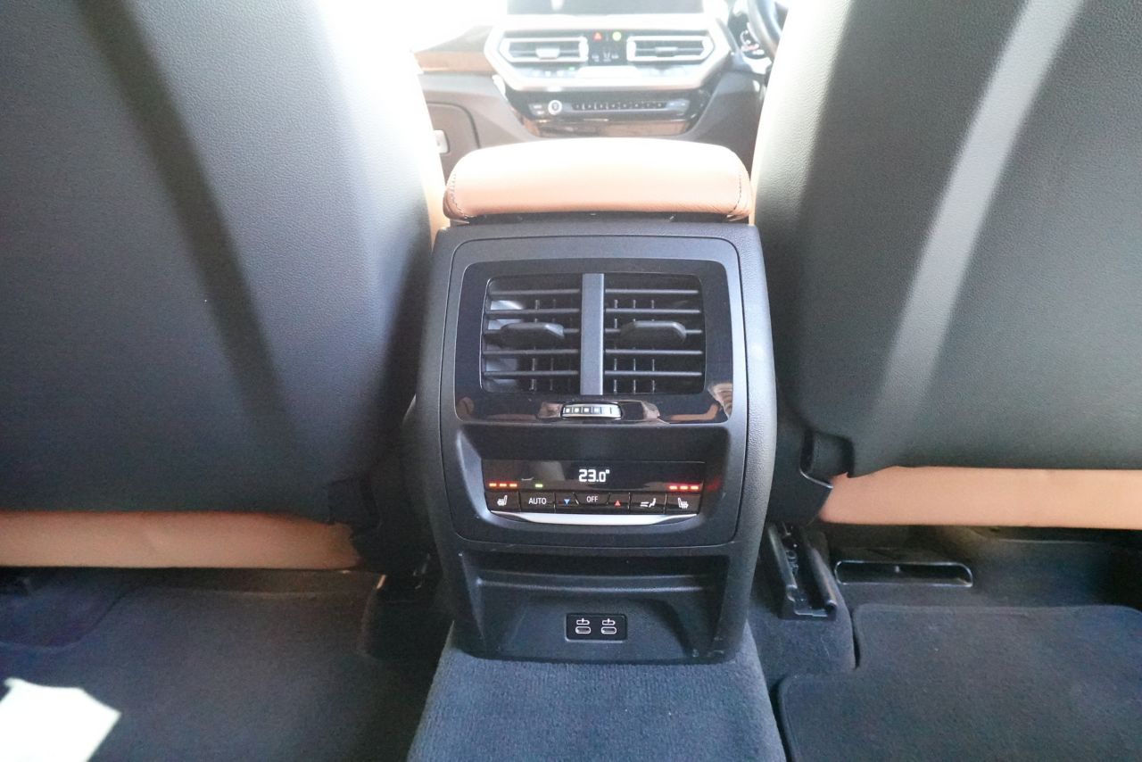 G01 X3 M40d RHD LCI ZA