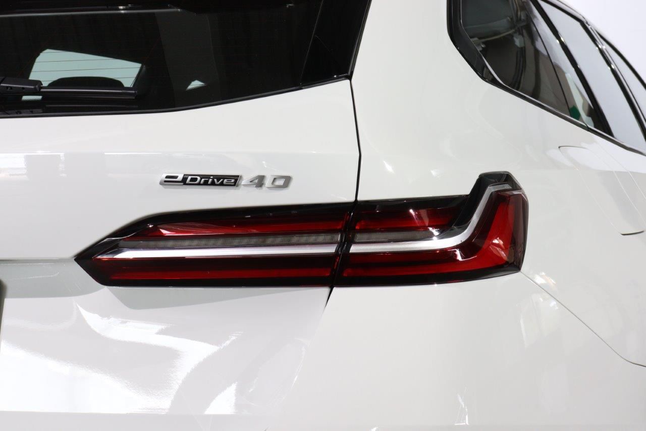BMW i5 eDrive40 M Sport RHD